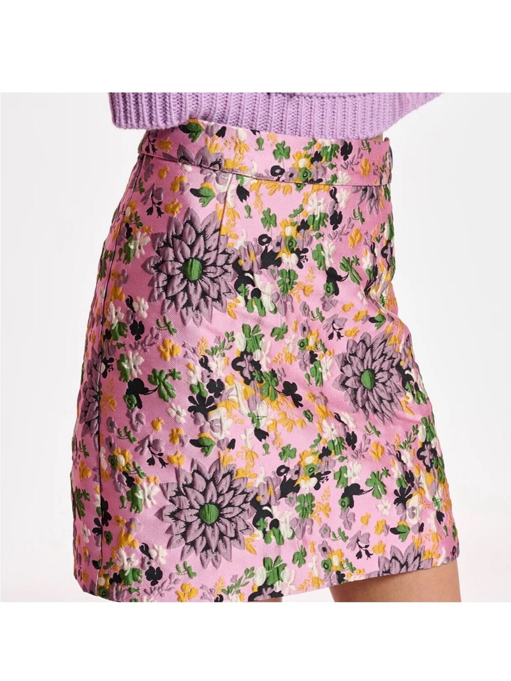 Essential Antwerp Floral Jacquard Mini Skirt - Pink high waisted and FANTASTIC